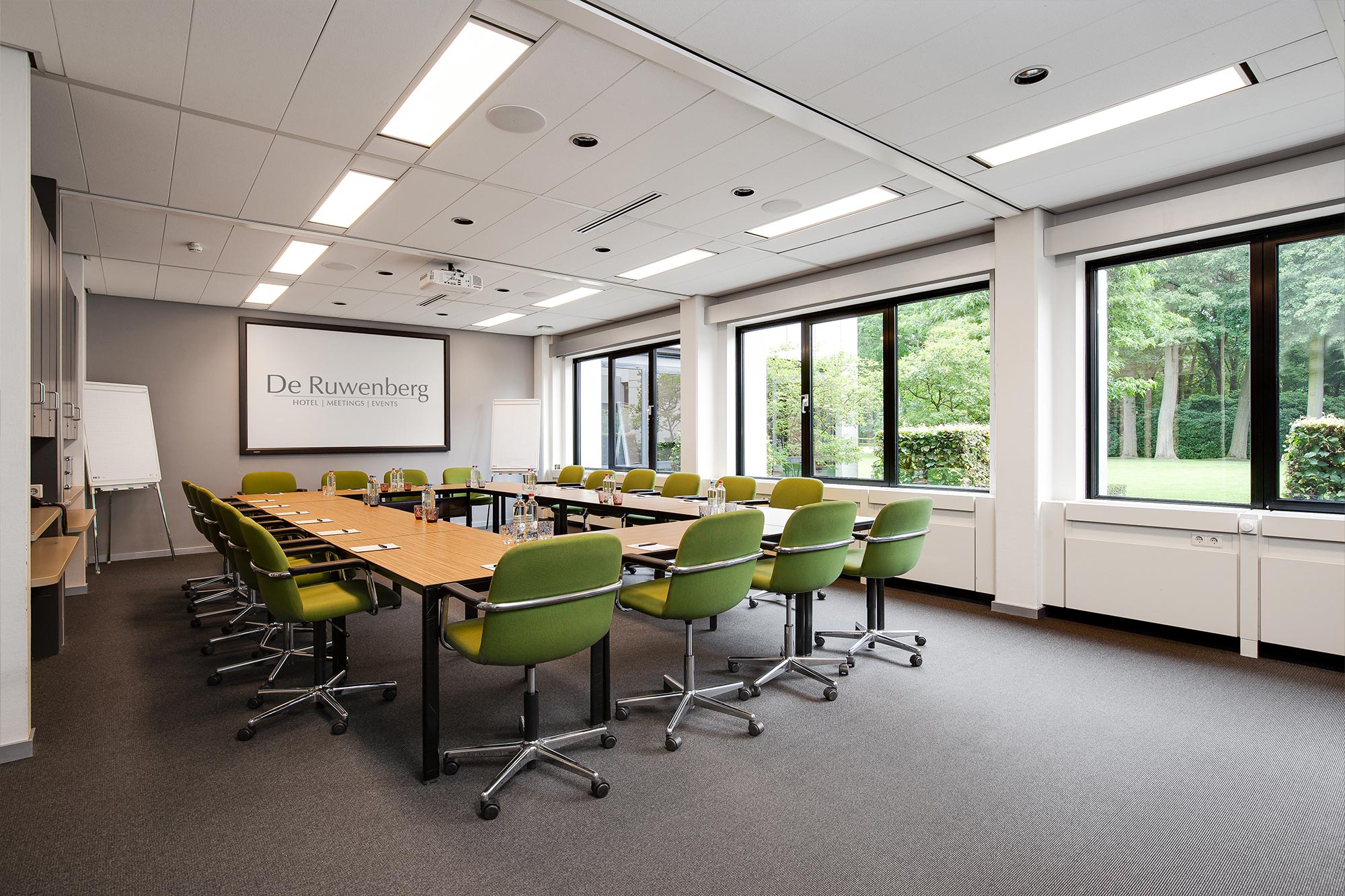 Zaal 60-65 m2