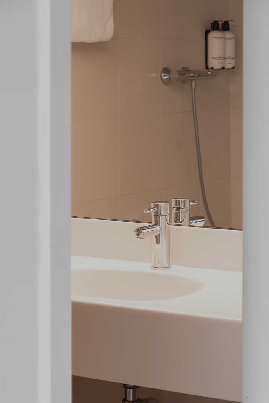 Executive suite bathroom